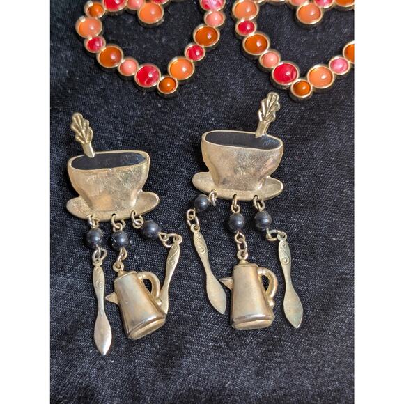 Earring Lot of Ten Gold Tone Whimsical Boho Costume Earrings - Picture 4 of 11